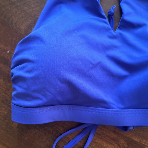 Athleta Small Swim Bikini top Blue cute! - Picture 2 of 6